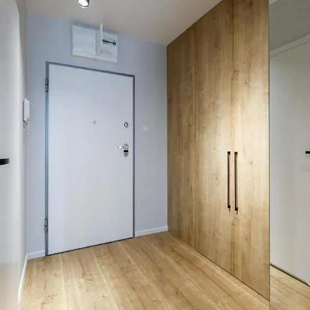 Apartman Golden Apartments&glamping-kw46